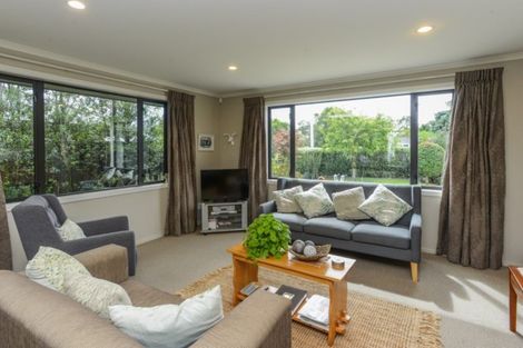 Photo of property in 121 Arataki Road, Havelock North, 4130