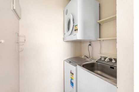 Photo of property in 11a Puriri Avenue, Orewa, 0931