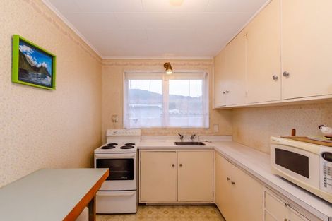 Photo of property in 27a Matai Street, Waikanae, 5036