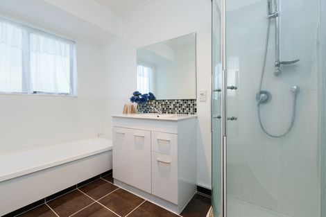 Photo of property in 4 Airport Drive, Milson, Palmerston North, 4414