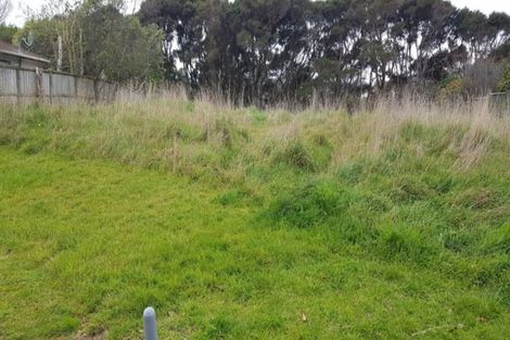 Photo of property in 40 Shackle Lane, Whitby, Porirua, 5024