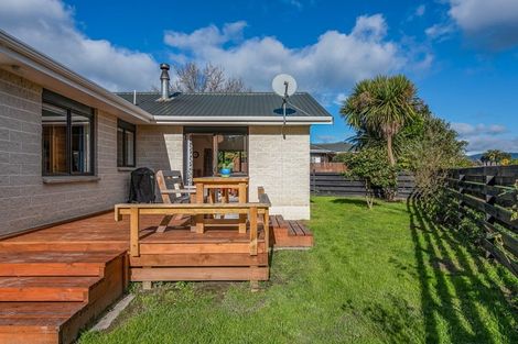 Photo of property in 30 Millhaven Place, Otaki, 5512
