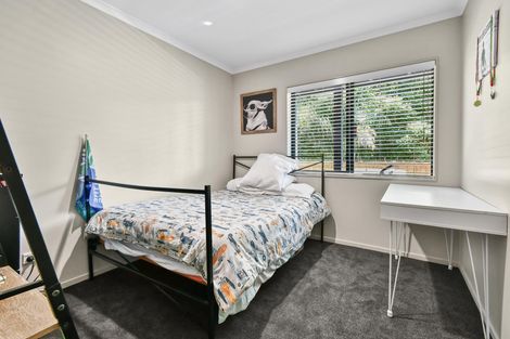 Photo of property in 11a Logan Place, Waiuku, 2123