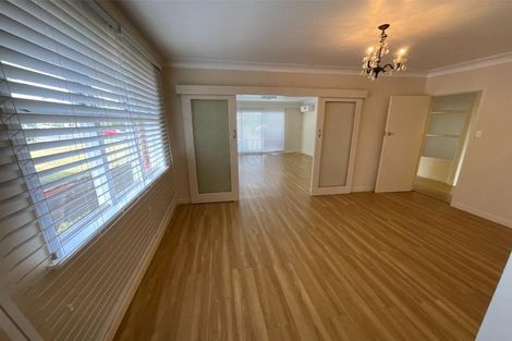 Photo of property in 1/204 Edmonton Road, Te Atatu South, Auckland, 0610