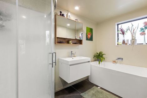 Photo of property in 15 Taniwha Street, Frankton, Hamilton, 3204