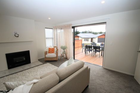 Photo of property in 8 Tate Crescent, Green Island, Dunedin, 9018