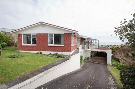 Photo of property in 25 Crownhill Street, Spotswood, New Plymouth, 4310