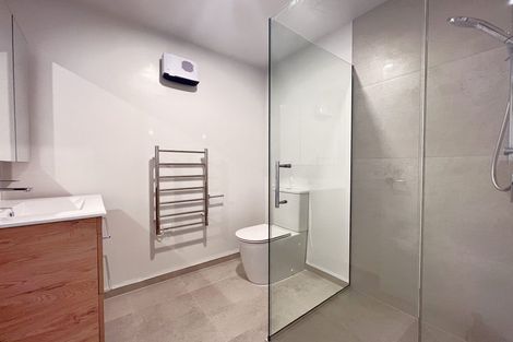 Photo of property in 2/10 Tonga Place, Riccarton, Christchurch, 8041