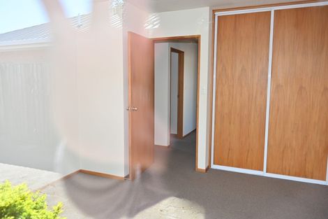 Photo of property in 2/18 Burdale Street, Riccarton, Christchurch, 8011