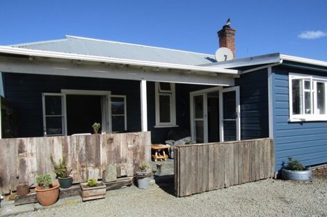 Photo of property in 6 Edward Street, Waimate, 7924