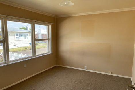Photo of property in 10 Eton Place, Levin, 5510