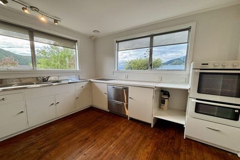 Photo of property in 252 Waikawa Road, Waikawa, Picton, 7220