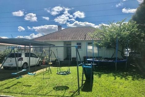 Photo of property in 22 Waipapa Crescent, Otara, Auckland, 2023