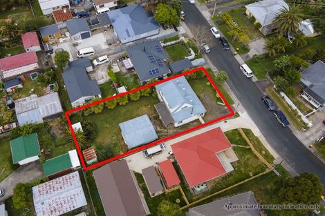 Photo of property in 31 Cobham Crescent, Kelston, Auckland, 0602