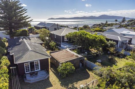 Photo of property in 18 Forest Lane, Raumati South, Paraparaumu, 5032