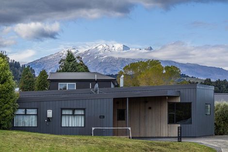 Photo of property in 10 Kowhai Heights, Ohakune, 4625