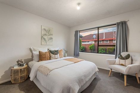 Photo of property in 118 Reynolds Avenue, Bishopdale, Christchurch, 8053