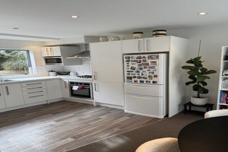 Photo of property in 52 Tarawera Road, Johnsonville, Wellington, 6037