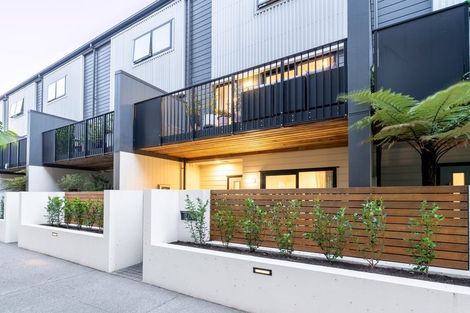 Photo of property in The Terraces, 12/36d Welles Street, Christchurch Central, Christchurch, 8011
