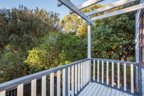 Photo of property in 28 Solander Place, Whitby, Porirua, 5024