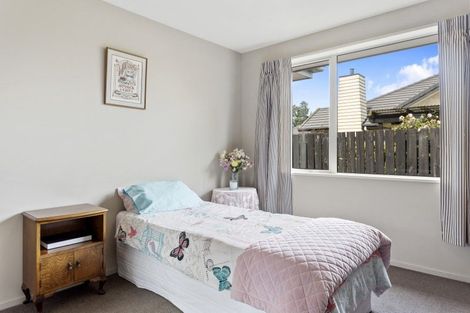 Photo of property in 105 High Street, Oxford, 7430