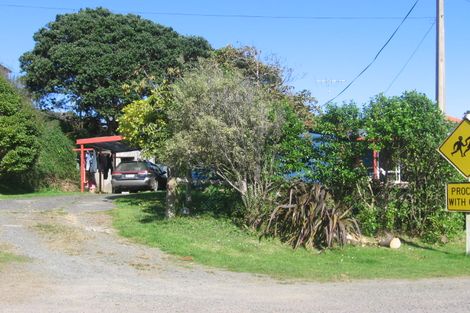 Photo of property in 28 Black Jack Road, Kuaotunu, Whitianga, 3592