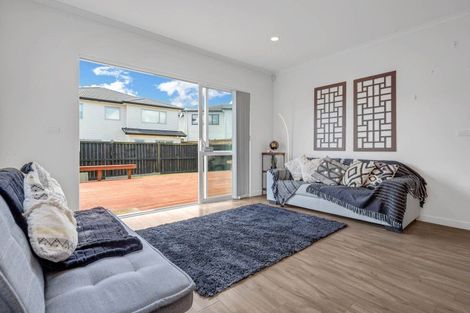 Photo of property in 3 Cloghfin Place, Flat Bush, Auckland, 2019