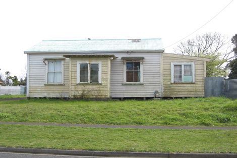 Photo of property in 122 Celia Street, Stratford, 4332