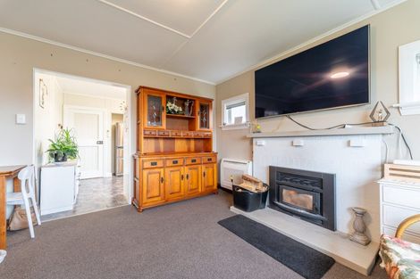Photo of property in 9 Moorhouse Street, Waimate, 7924