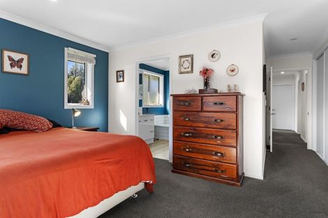 Photo of property in 79 Willowside Place, Amberley, 7410