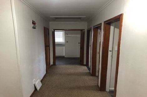 Photo of property in 3166 Great North Road, New Lynn, Auckland, 0600