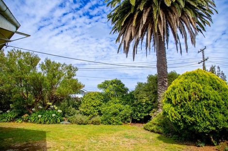 Photo of property in 63 Strasbourge Street, Martinborough, 5711