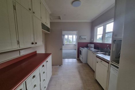 Photo of property in 93 Monorgan Road, Strathmore Park, Wellington, 6022