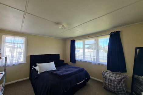 Photo of property in 1 Cornfoot Street, Castlecliff, Whanganui, 4501