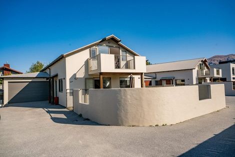 Photo of property in 17a Mataraki Place, Wanaka, 9305