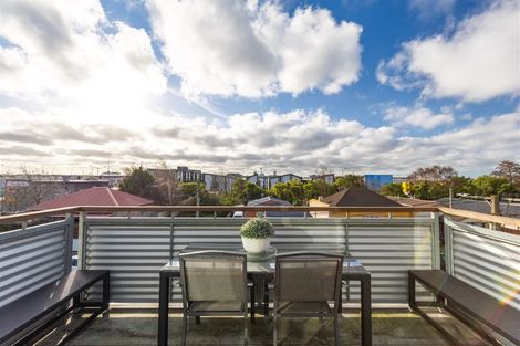 Photo of property in 3/8 Hutcheson Street, Sydenham, Christchurch, 8023