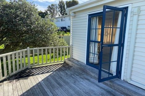 Photo of property in 3 Whitmore Road, Mount Roskill, Auckland, 1041