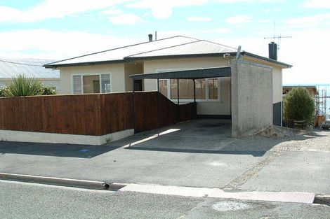 Photo of property in 45 Wharfe Street, South Hill, Oamaru, 9400