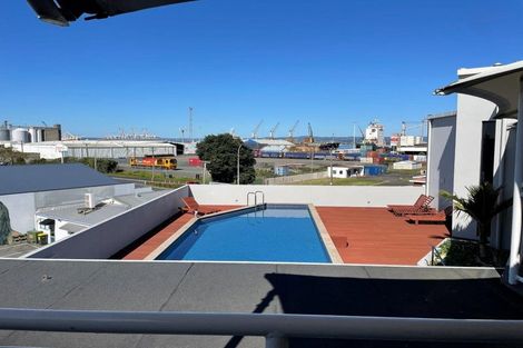 Photo of property in 314 Maunganui Road, Mount Maunganui, 3116