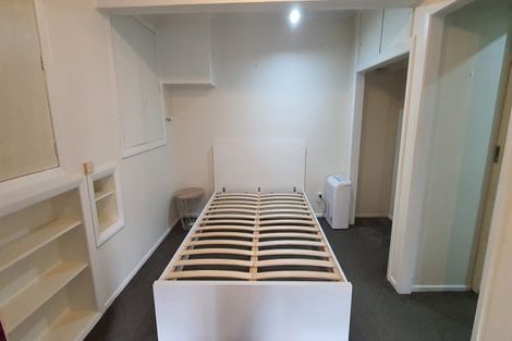 Photo of property in 18 Tawa Terrace, Tawa, Wellington, 5028