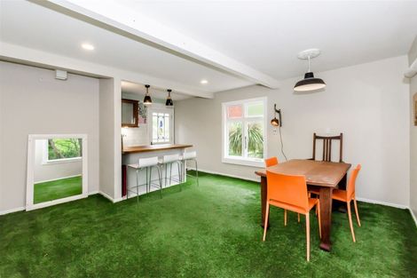 Photo of property in 72 Tilley Road, Paekakariki, 5034