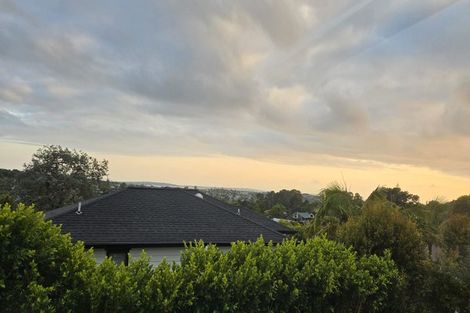 Photo of property in 63 Carlisle Road, Torbay, Auckland, 0630