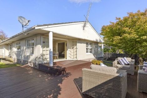 Photo of property in 11 Fielding Crescent, Farm Cove, Auckland, 2012