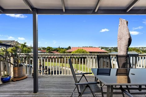 Photo of property in 70 Brightside Road, Stanmore Bay, Whangaparaoa, 0932