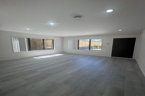 Photo of property in 35 Wai Iti Place, Clendon Park, Auckland, 2103
