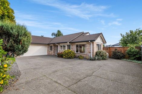 Photo of property in 70 Tuihana Drive, Papamoa Beach, Papamoa, 3118