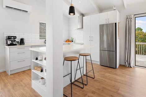 Photo of property in 17 Mona Vale, West Harbour, Auckland, 0618