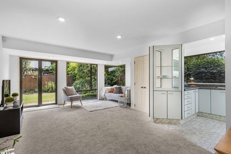 Photo of property in 16a Greers Road, Ilam, Christchurch, 8041