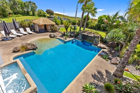 Photo of property in 2 Sandhurst Drive, Papamoa Beach, Papamoa, 3118