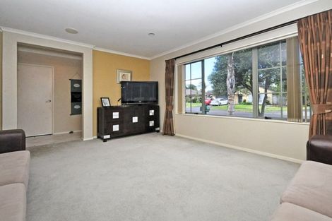 Photo of property in 43 Blackwood Drive, Wattle Downs, Auckland, 2103